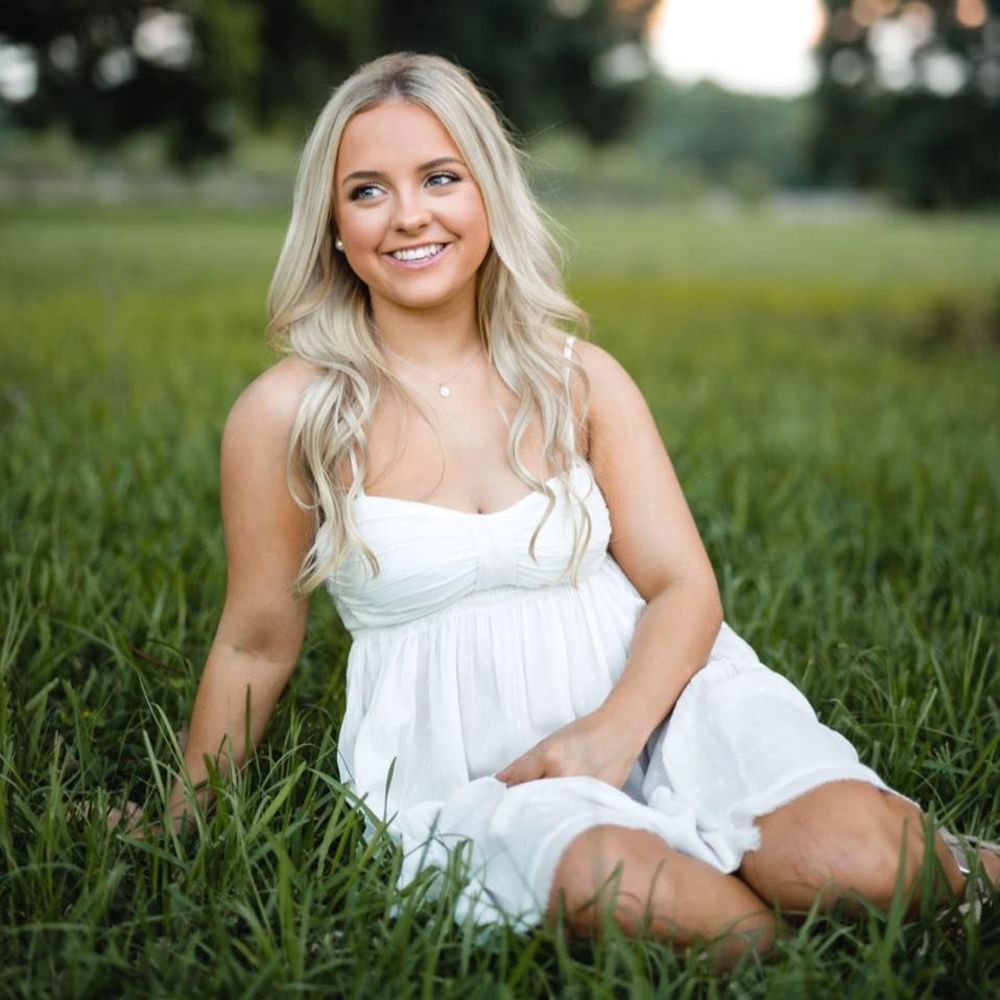 Meet your Posher, Abby